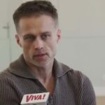 Grażyna Torbicka na wybiegu pod wieżą Eiffla. Otworzyła Tydzień Mody w Paryżu