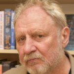 Tadeusz Sznuk, 83 lata: „Przychodzę do charakteryzatorki 20 lat starszy”. Prowadzi „Jeden z dziesięciu” od 32 lat