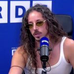 Kacper Kuszewski po 26 latach o fryzurze Marka z „M jak miłość”. „Chciałem wyglądać jak Hugh Grant”